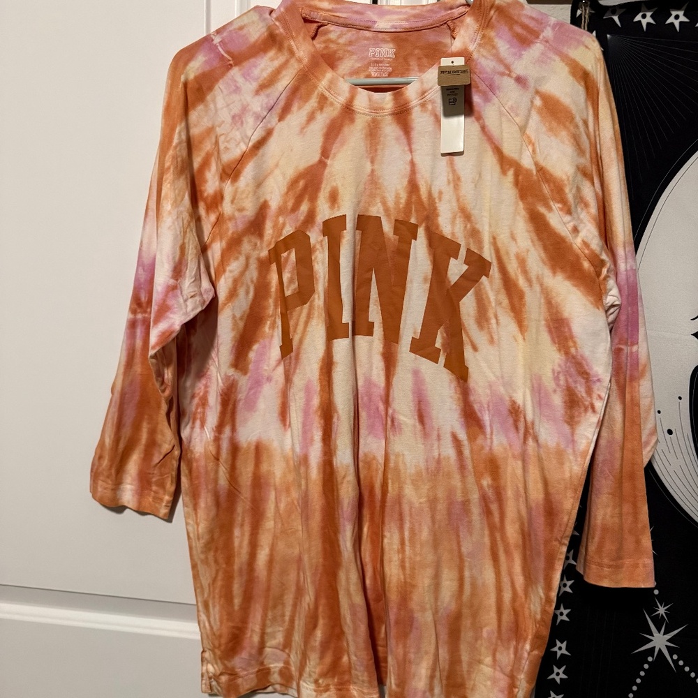 PINK long quarter sleeve shirt